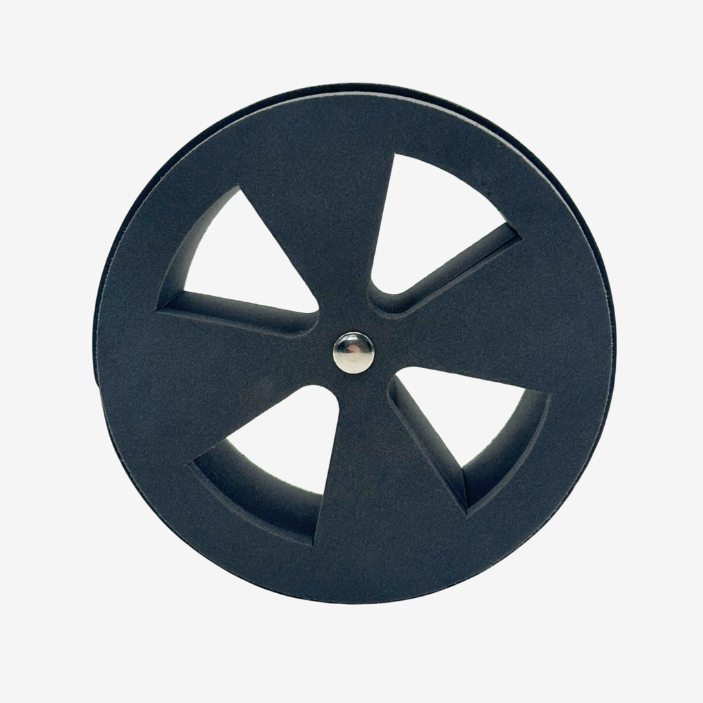 Silence and flow regulator