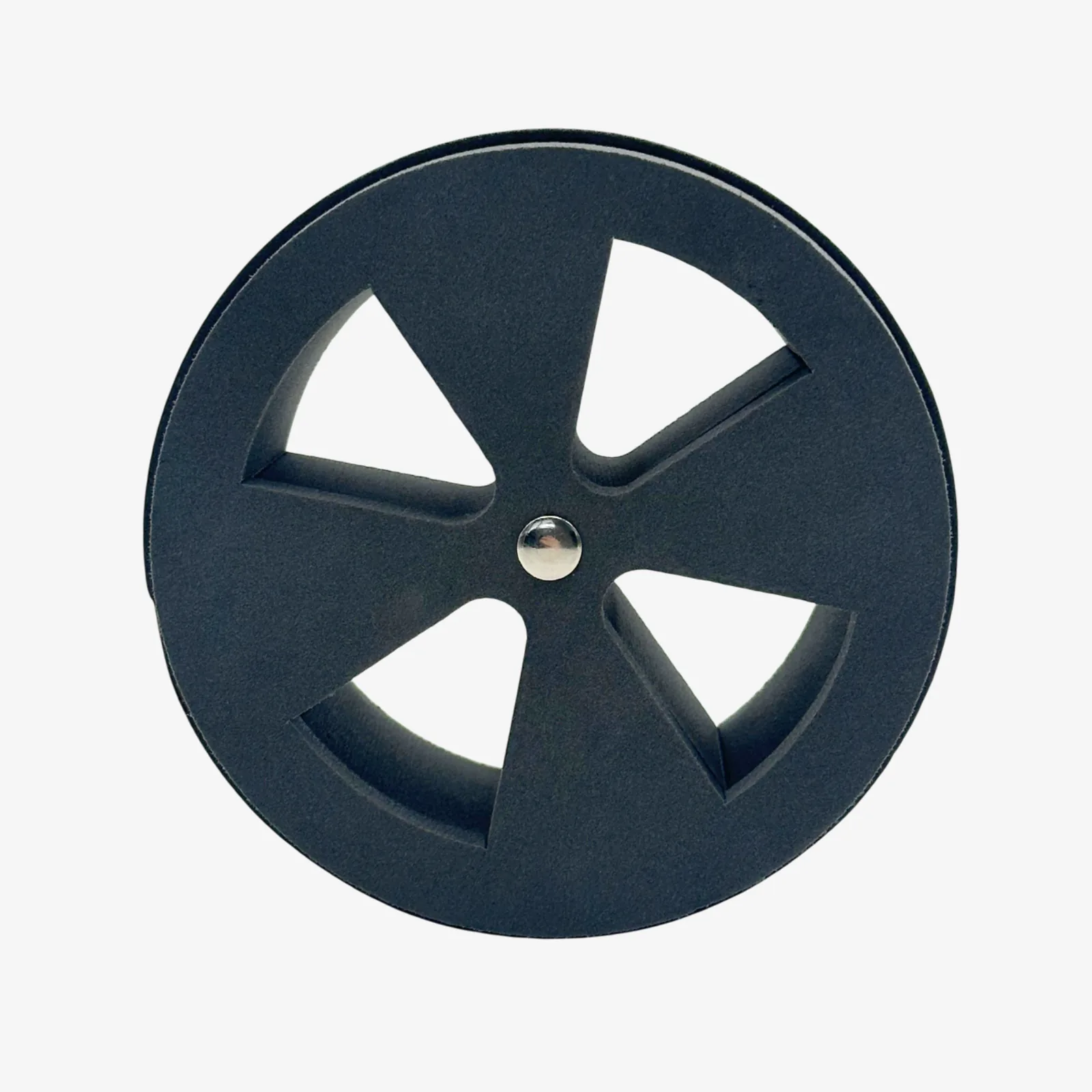 Silence and flow regulator