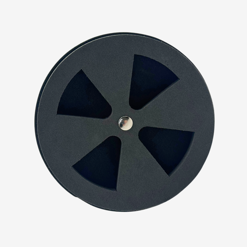 Silence and flow regulator